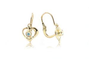 Arany baba és gyermek fülbevaló elölkapcsos szívecske színjátszós kővel - Arany gyerek fülbevaló