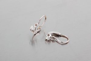 Fehérarany bébifülbevaló fehér kővel n.x-440f-f - Arany baba fülbevalók