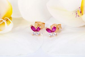 Arany baba és gyermek fülbevaló stekkeres pillangó pink és fehér kövekkel - 