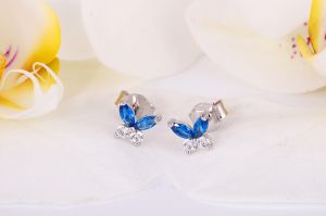 Fehér arany baba és gyermek fülbevaló sötétkék fehér köves stekkeres pillangó - 