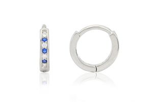 Ezüst baba fülbevaló bepattintós keskeny karika ródiumbevonatos 6mm sötétkék és fehér - 
